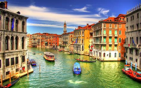 venice italy tourist guide.